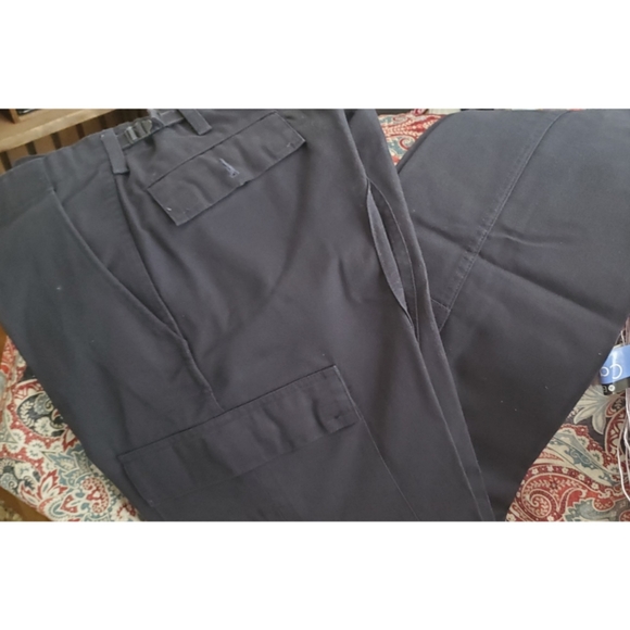 Pant.. - Picture 2 of 6